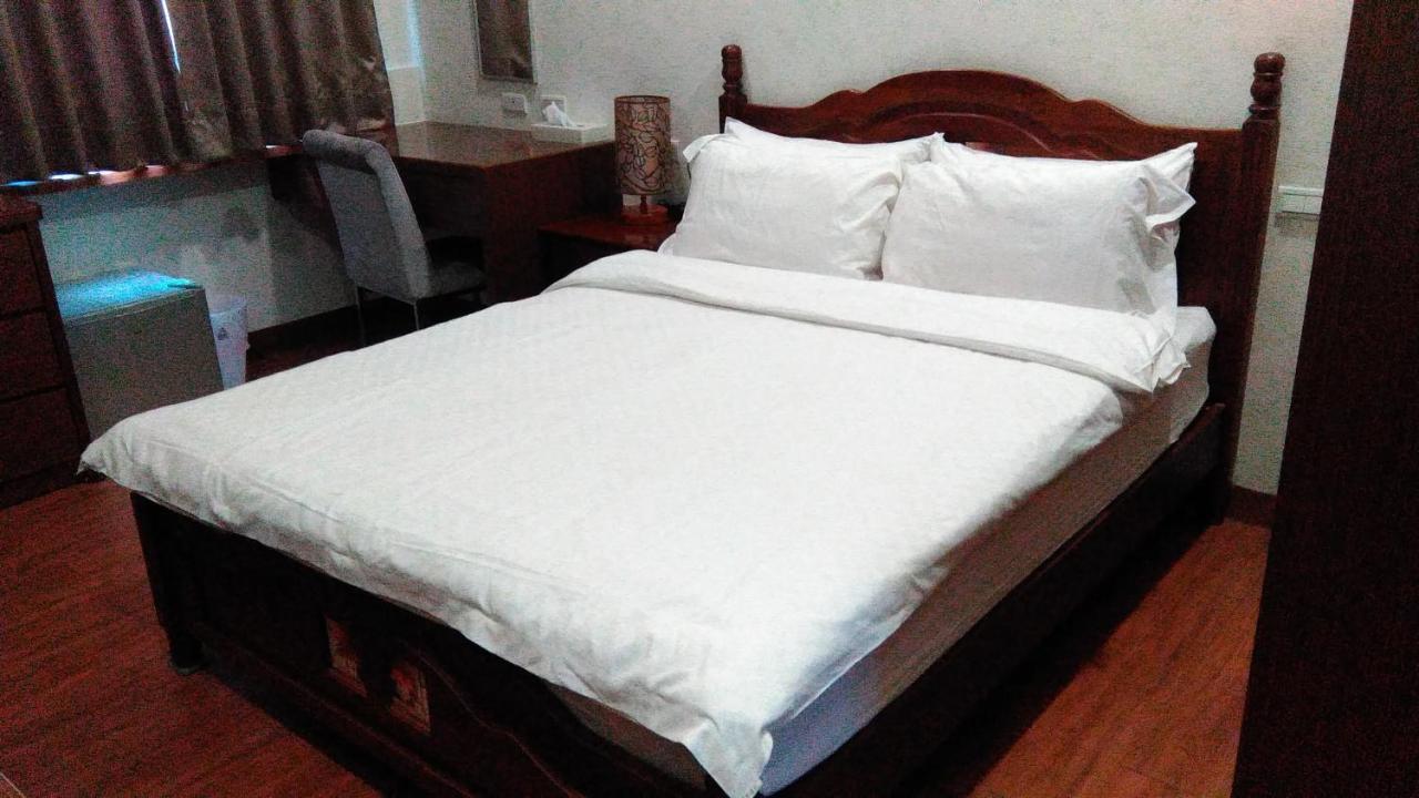 社長的家 Apartment หลัวตง ภายนอก รูปภาพ